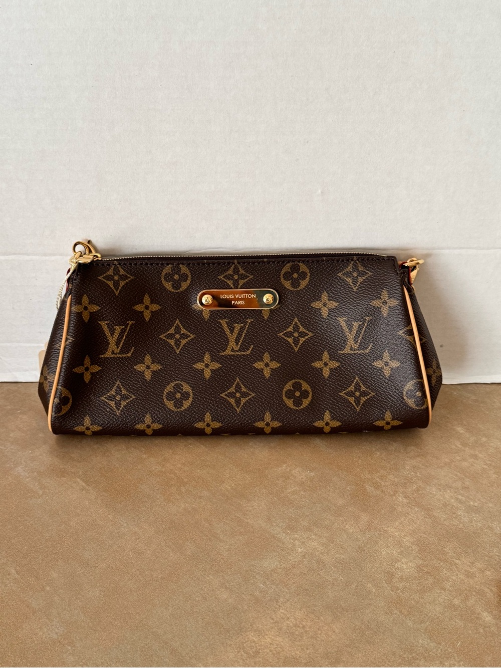 Louis Vuitton Pochette Eva M13567 *NWT*